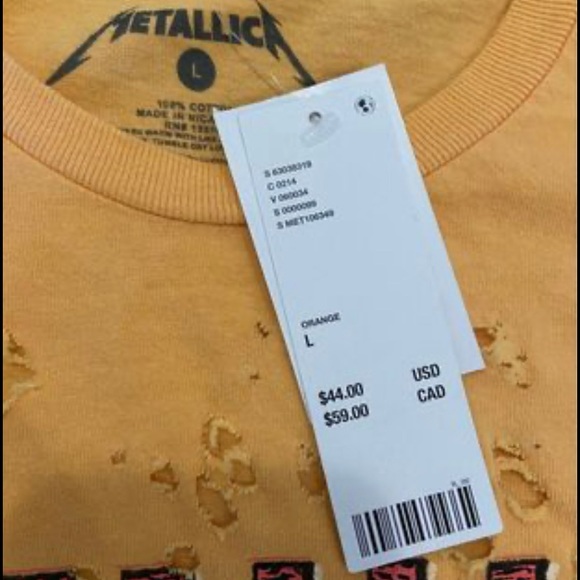 Metallica Band T Shirt - NWT - Urban Outfitters - Picture 2 of 2